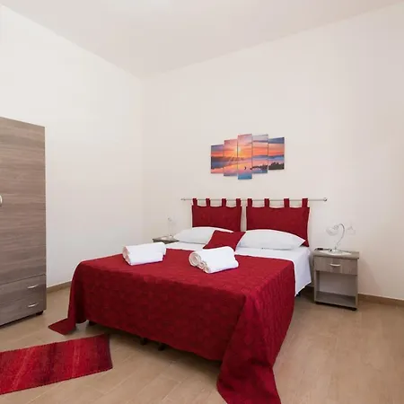 Bed and Breakfast Gli Ontani Τραπάνι